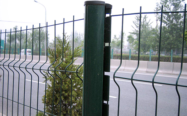 桃型柱護欄網(wǎng) 桃型柱護欄網(wǎng)